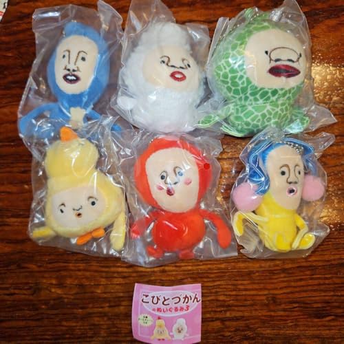 新品未使用タグ付き‼️ こびとづかん　もちもちぬいぐるみ3種 こびとづかん ぬいぐるみ 3 カクレケダマ 【新品未使用】 - メルカリ